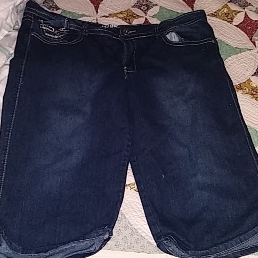 Capris